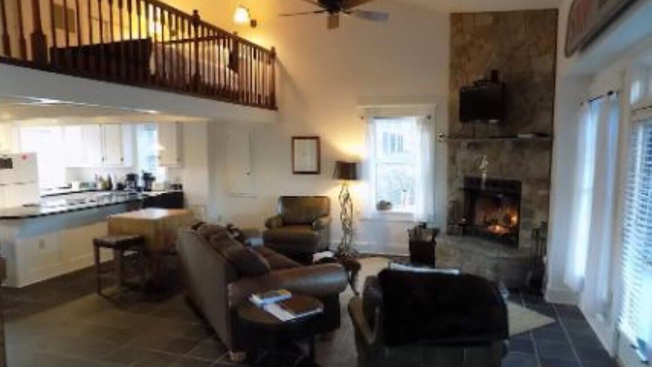 Photo of Livingroom in Haywood