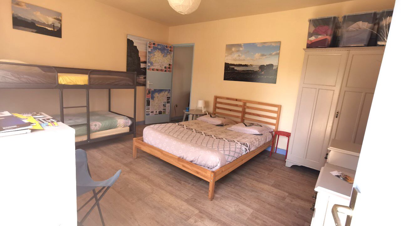 Photo of Bedroom in Louannec
