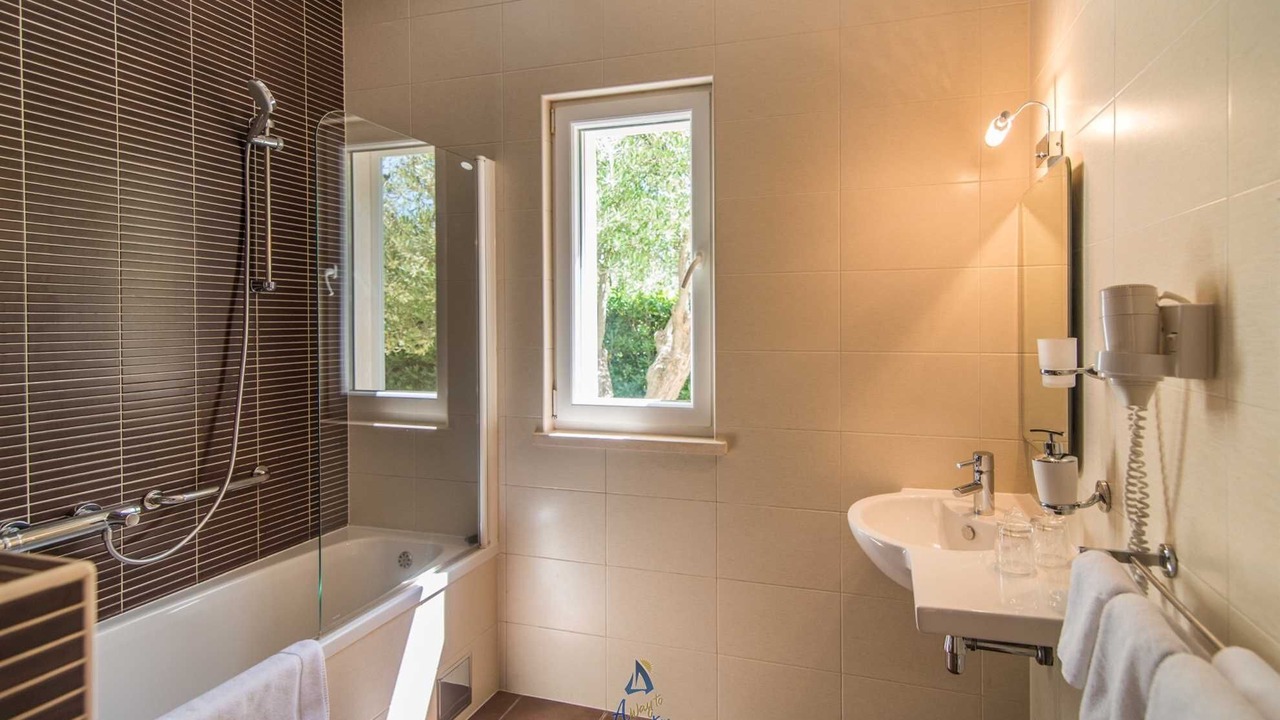 Photo of Bathroom in Mirce