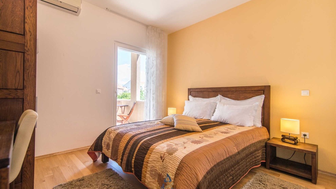 Photo of Bedroom in Mirce