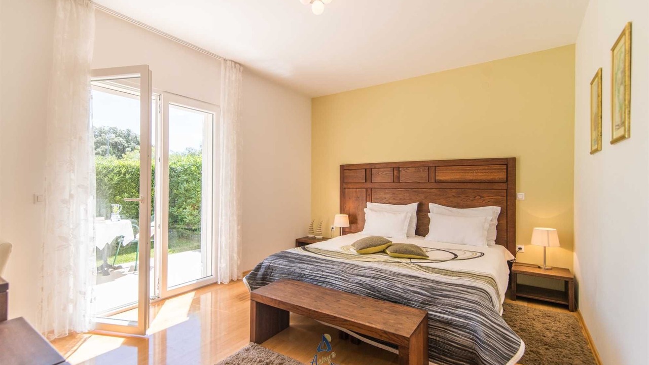 Photo of Bedroom in Mirce
