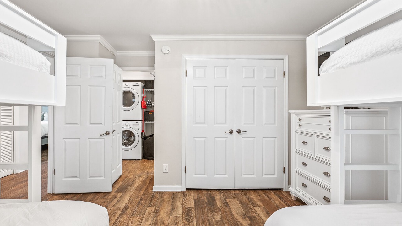 Photo of Bedroom in Dune Allen Beach