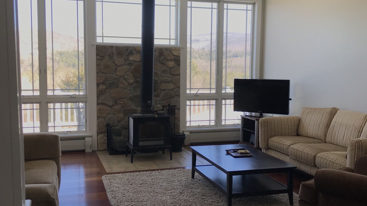 Photo of Livingroom in Brainard