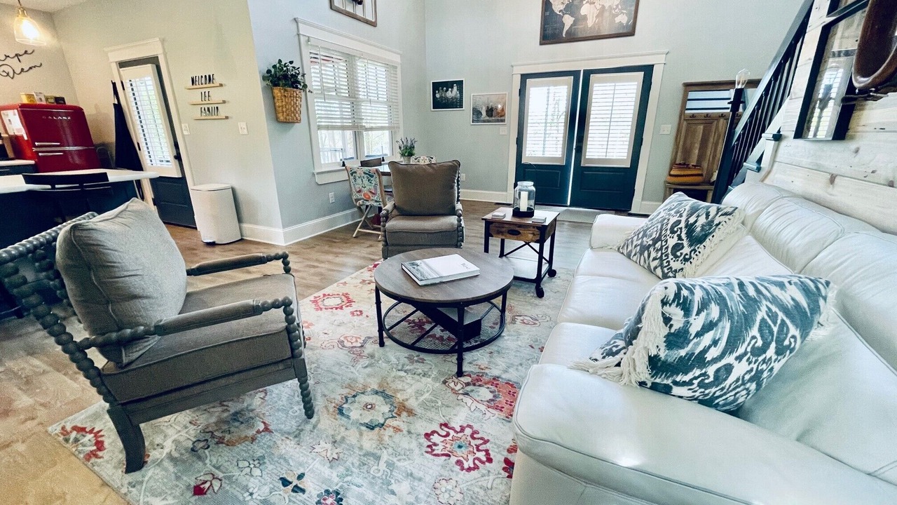 Photo of Livingroom in Lanexa
