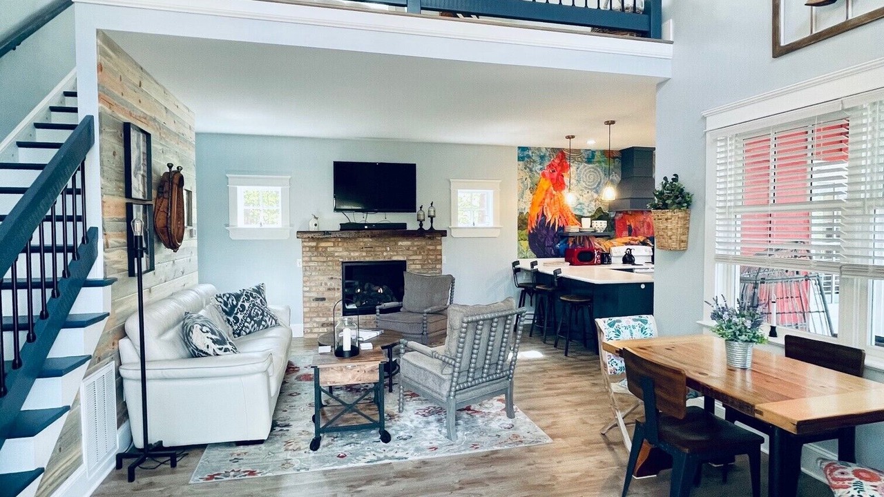 Photo of Livingroom in Lanexa