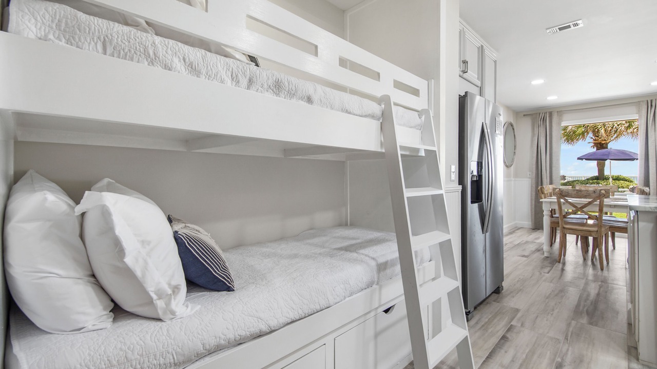 Photo of Bedroom in Fort Bay