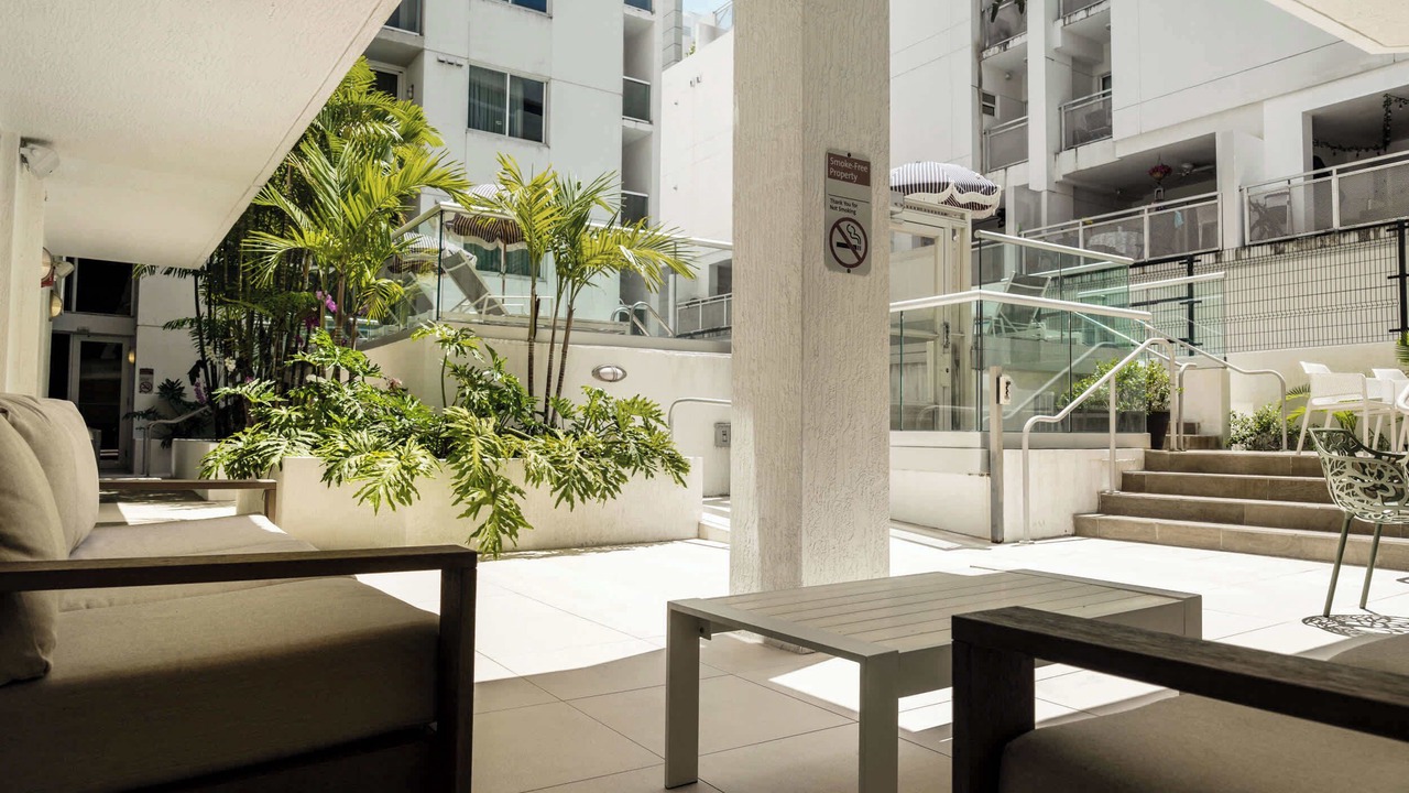Photo of Patio Balcony in The Roads