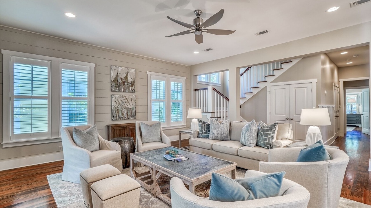 Photo of Livingroom in Cottage District