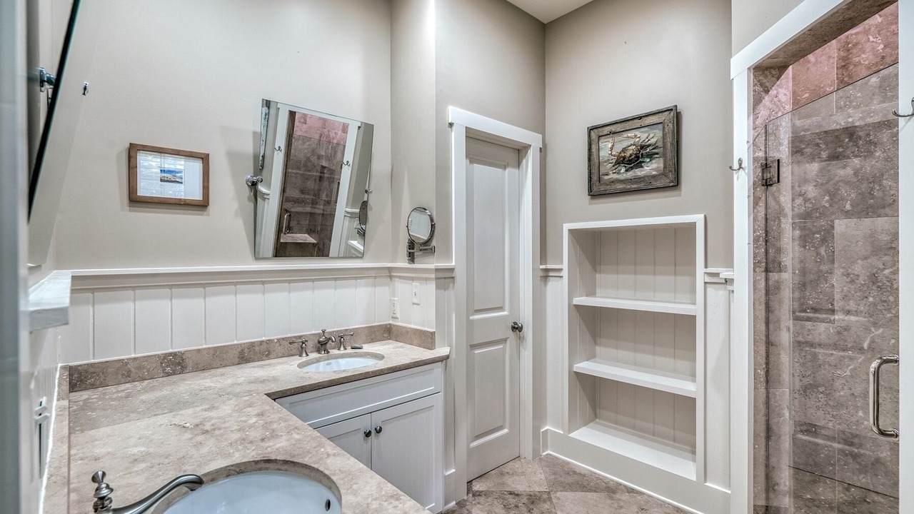 Photo of Bathroom in Cottage District