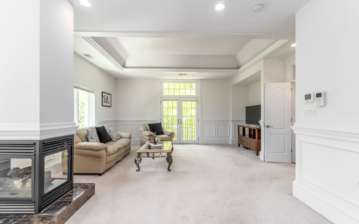 Photo of Livingroom in McLean