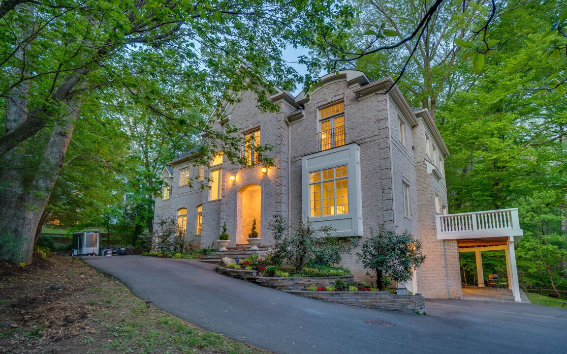 Photo of Outdoor in McLean
