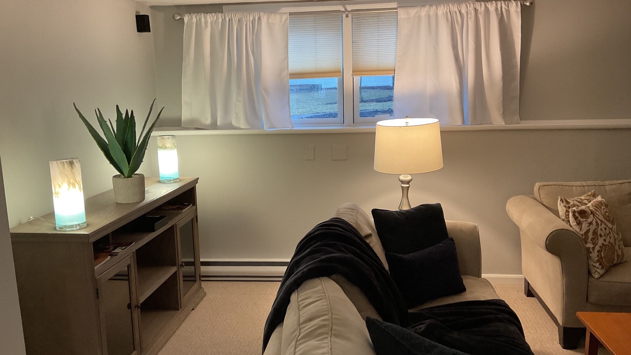 Photo of Livingroom in Woburn