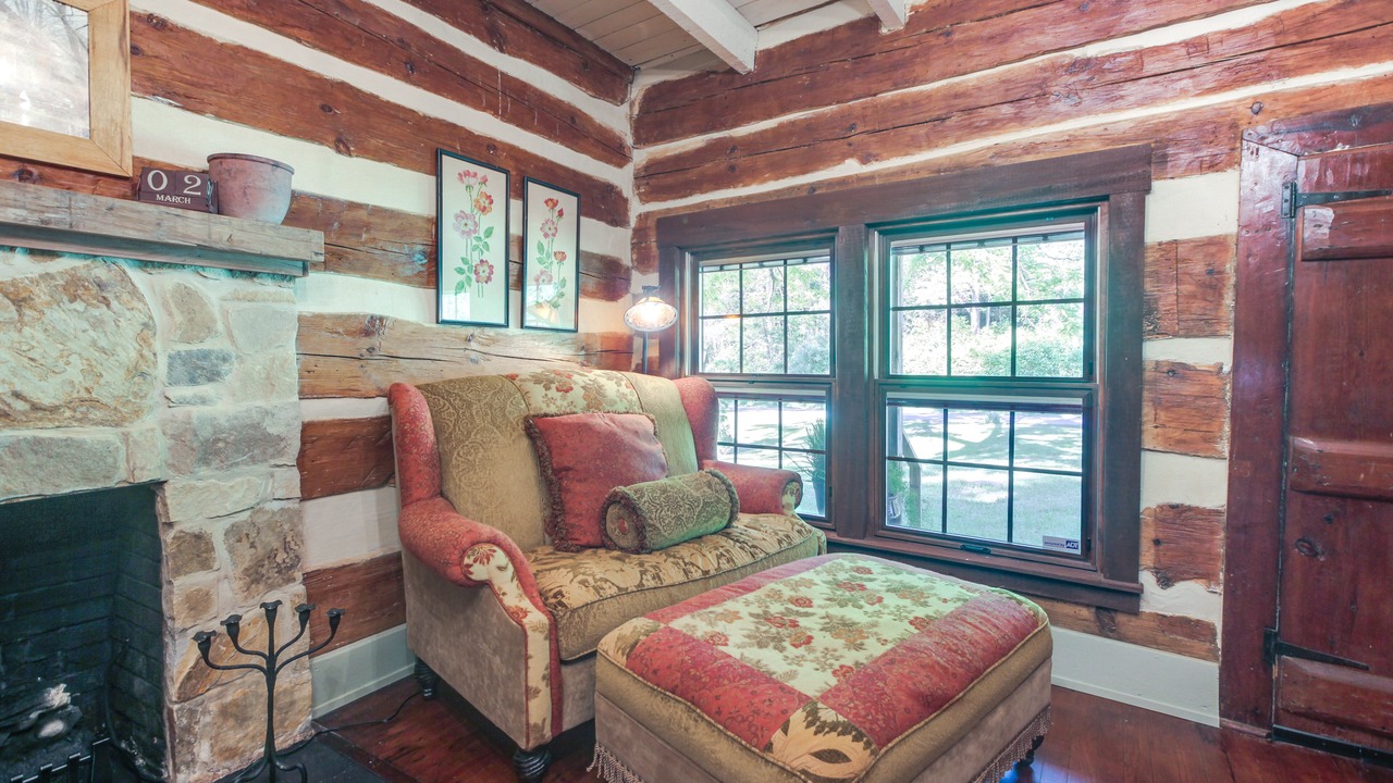 Photo of Livingroom in Peaks