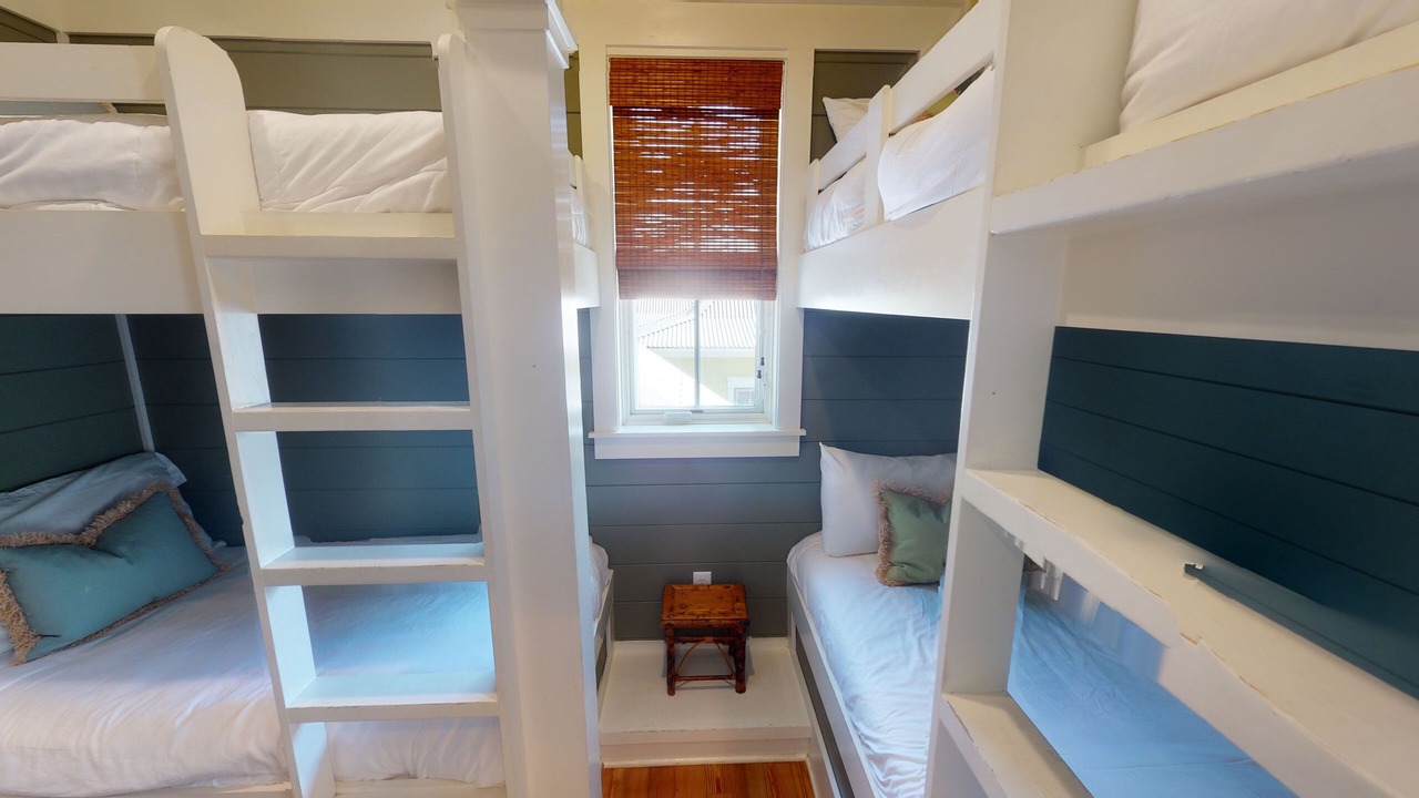 Photo of Bedroom in Beach District