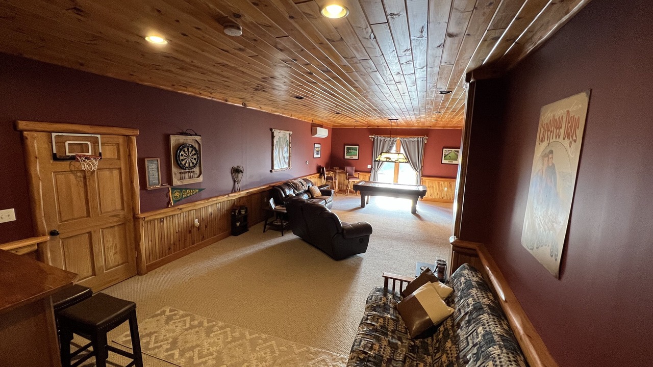 Photo of Livingroom in Lake George