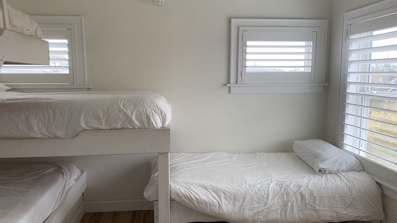Photo of Bedroom in Ocean Beach