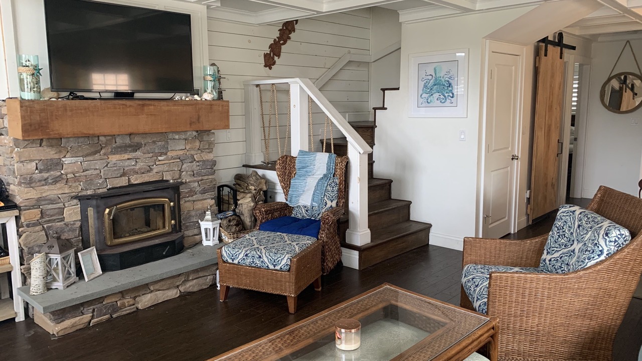 Photo of Livingroom in Ocean Beach