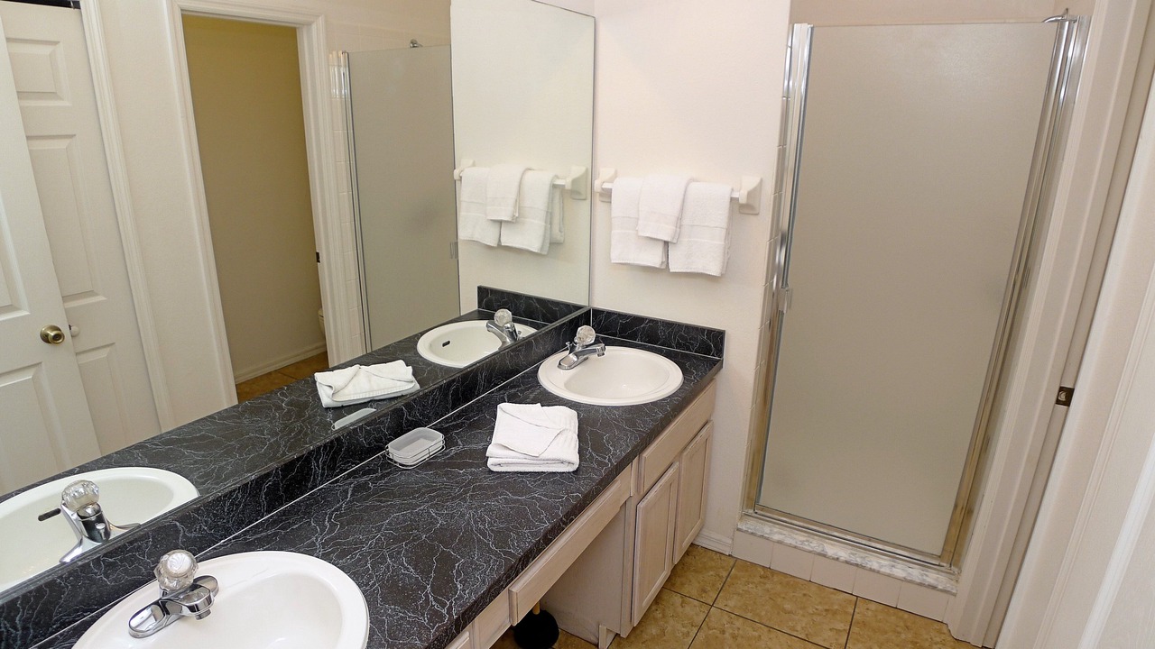 Photo of Bathroom in Bridgewater Crossing
