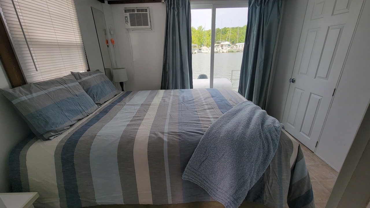 Photo of Bedroom in Henderson