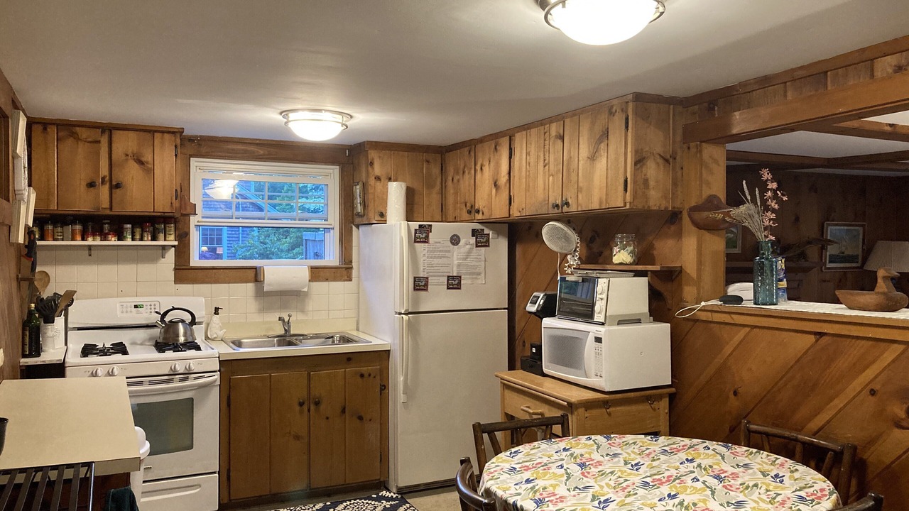 Photo of Kitchen in Popponesset