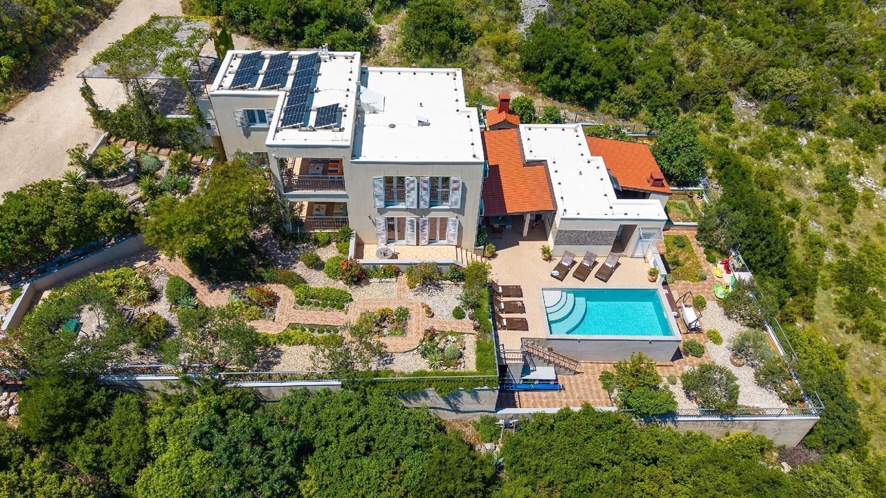 Photo of Outdoor in Cove Donja Krusica (Donje selo)