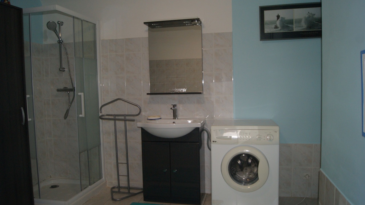 Photo of Bathroom in Gommenec'h
