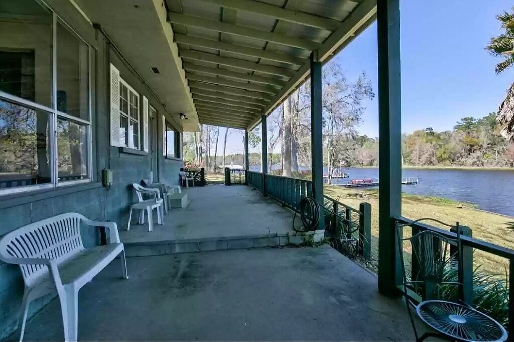 Photo of Patio Balcony in Telogia