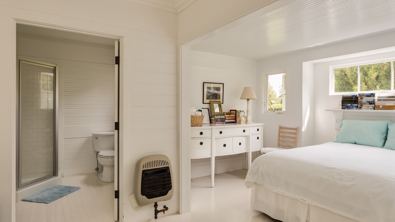 Photo of Bedroom in Batesville
