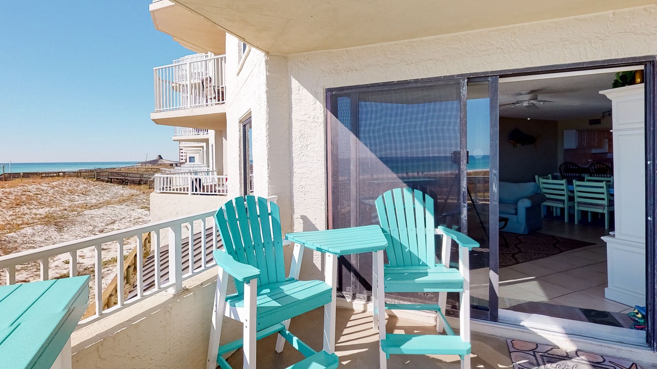 Photo of Patio Balcony in Holiday Isle