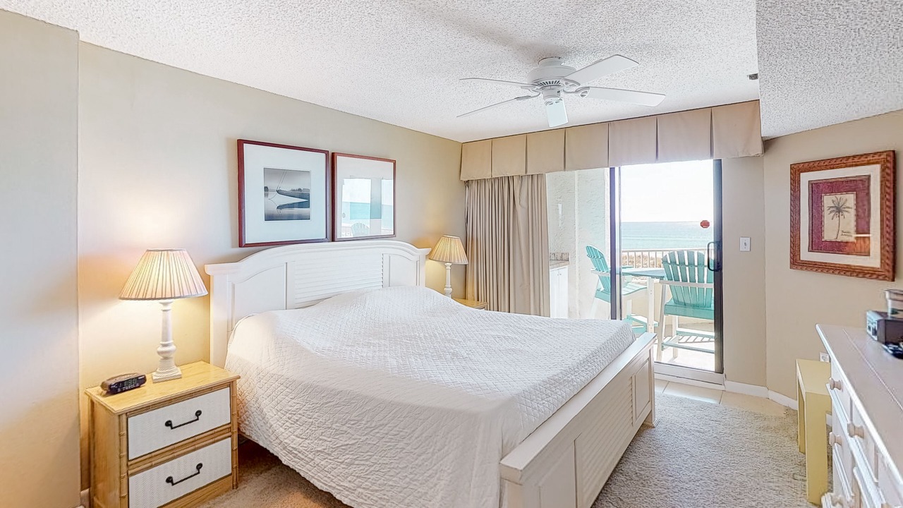 Photo of Bedroom in Holiday Isle
