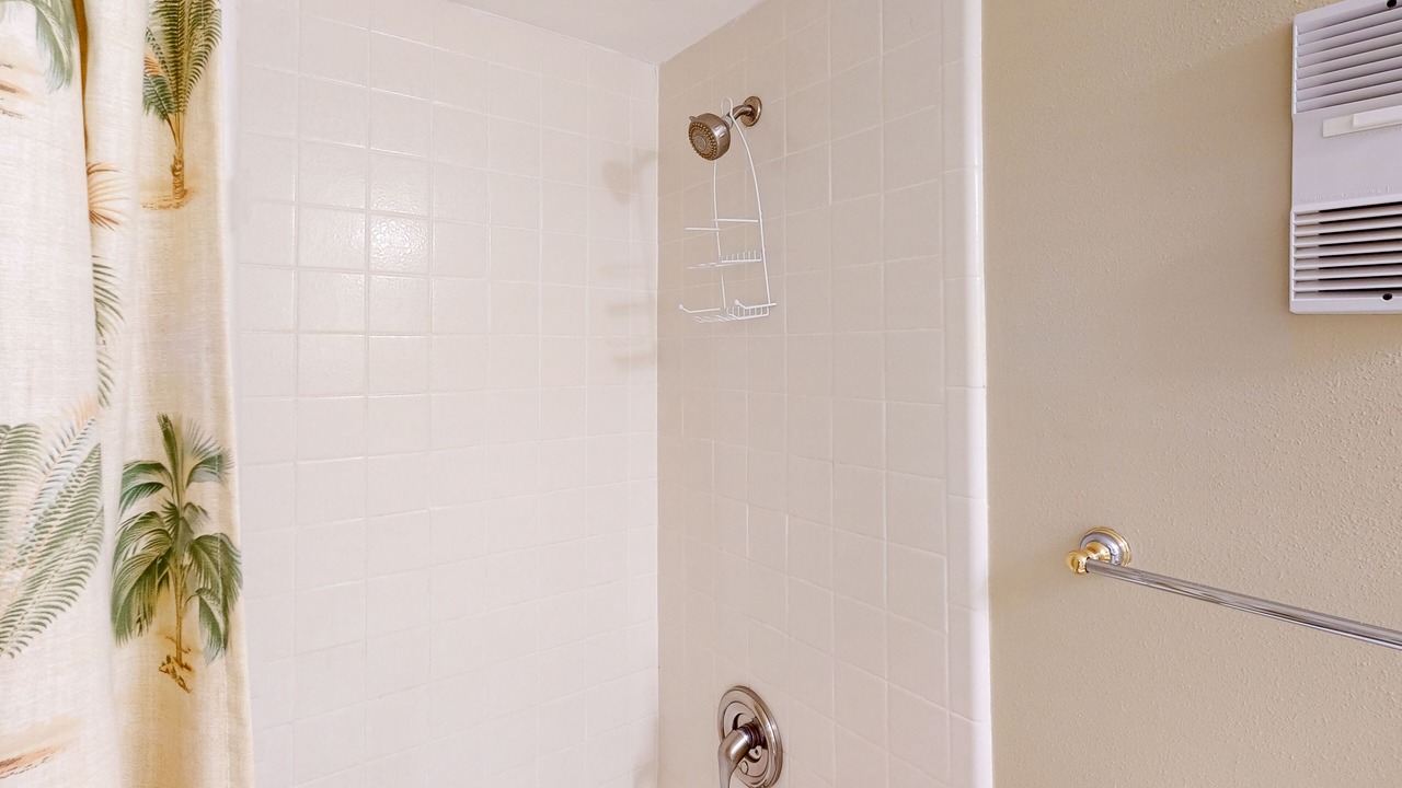 Photo of Bathroom in Holiday Isle