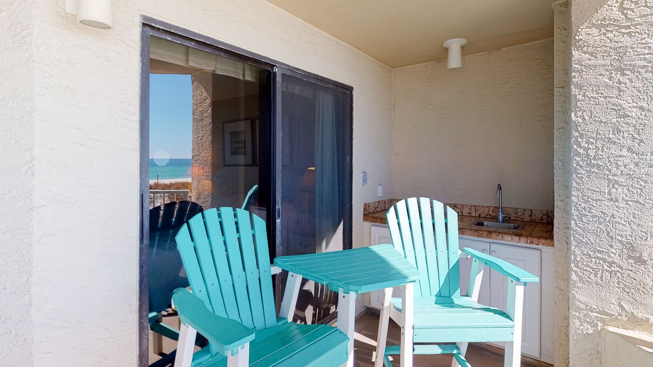 Photo of Patio Balcony in Holiday Isle