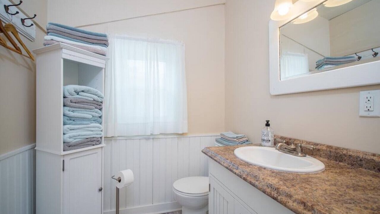 Photo of Bathroom in Van Buren Point