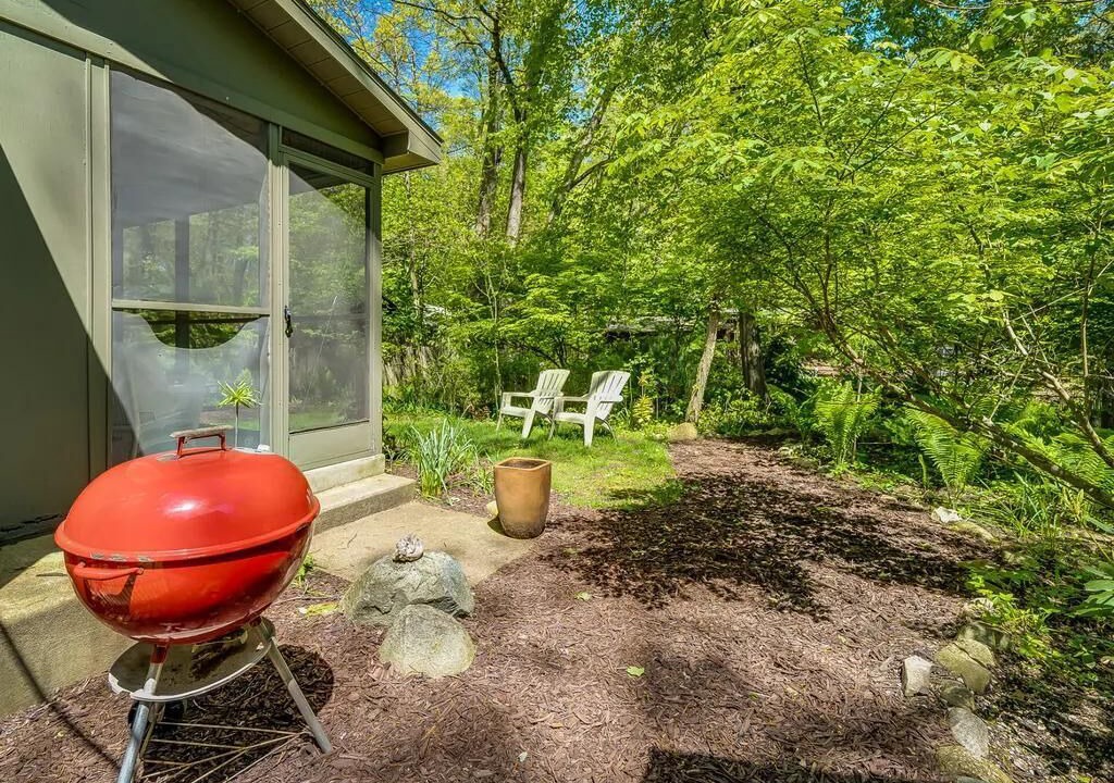 Photo of Patio Balcony in Michiana Shores