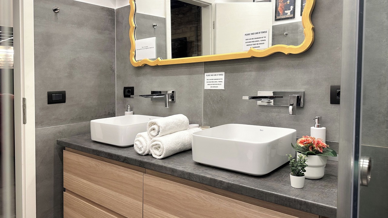 Photo of Bathroom in Palace District
