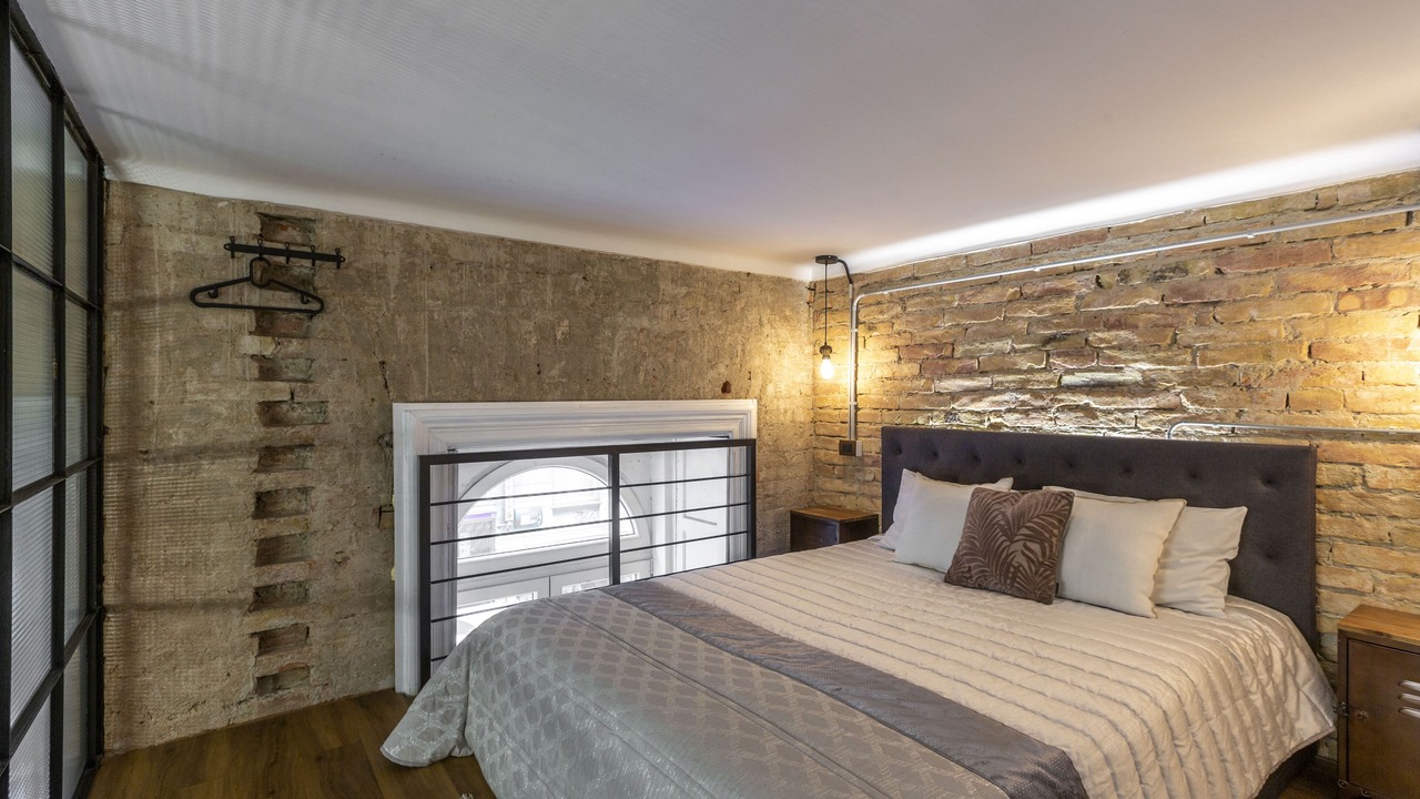 Photo of Bedroom in Palace District