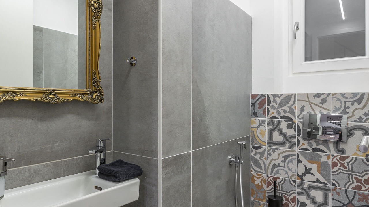 Photo of Bathroom in Palace District