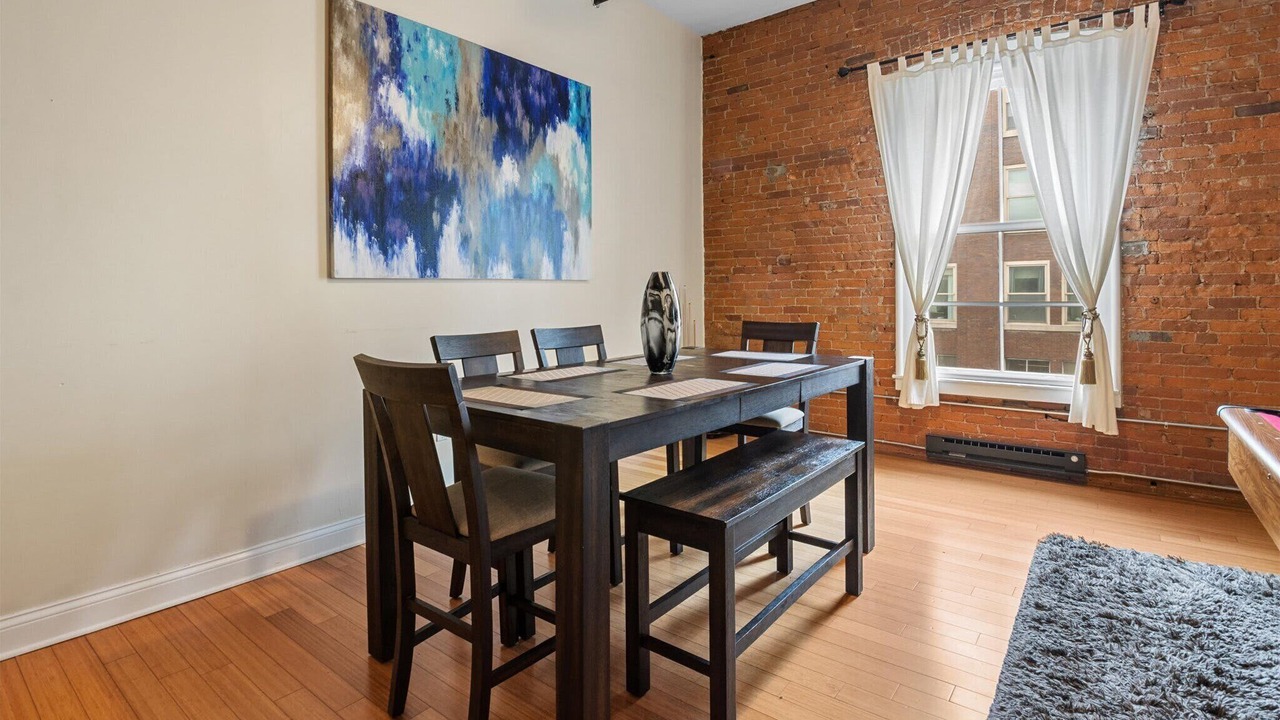 Photo of Bedroom in Wholesale District