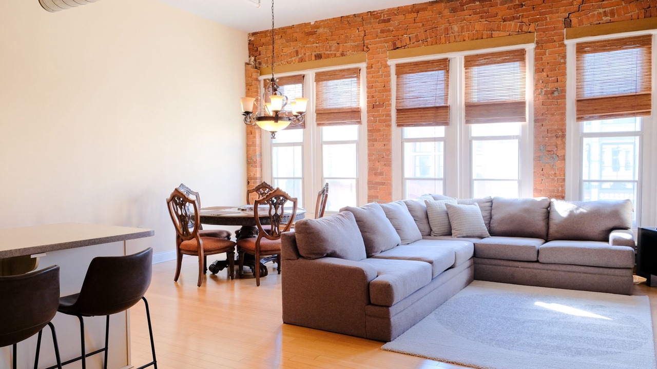 Photo of Livingroom in Wholesale District