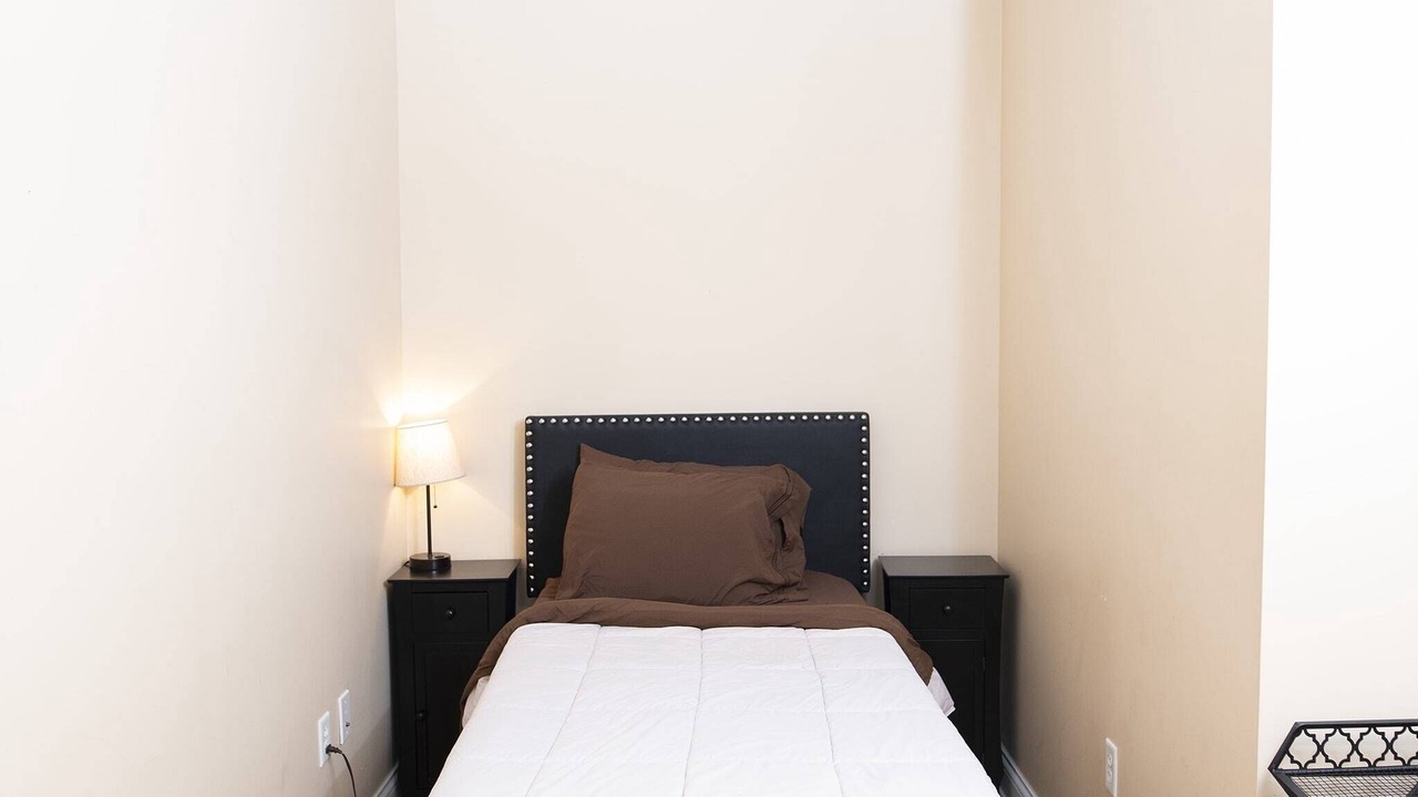 Photo of Bedroom in Wholesale District