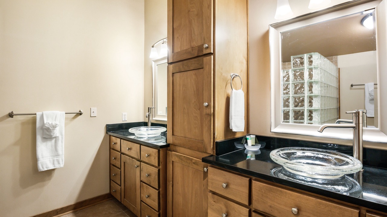 Photo of Bathroom in Dune Allen Beach