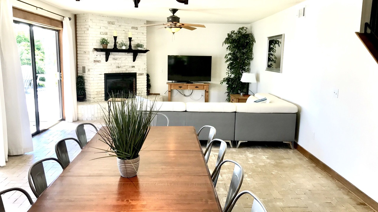 Photo of Livingroom in Dune Allen Beach