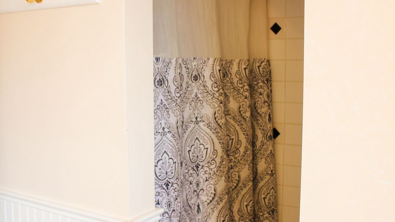 Photo of Bathroom in Defiance