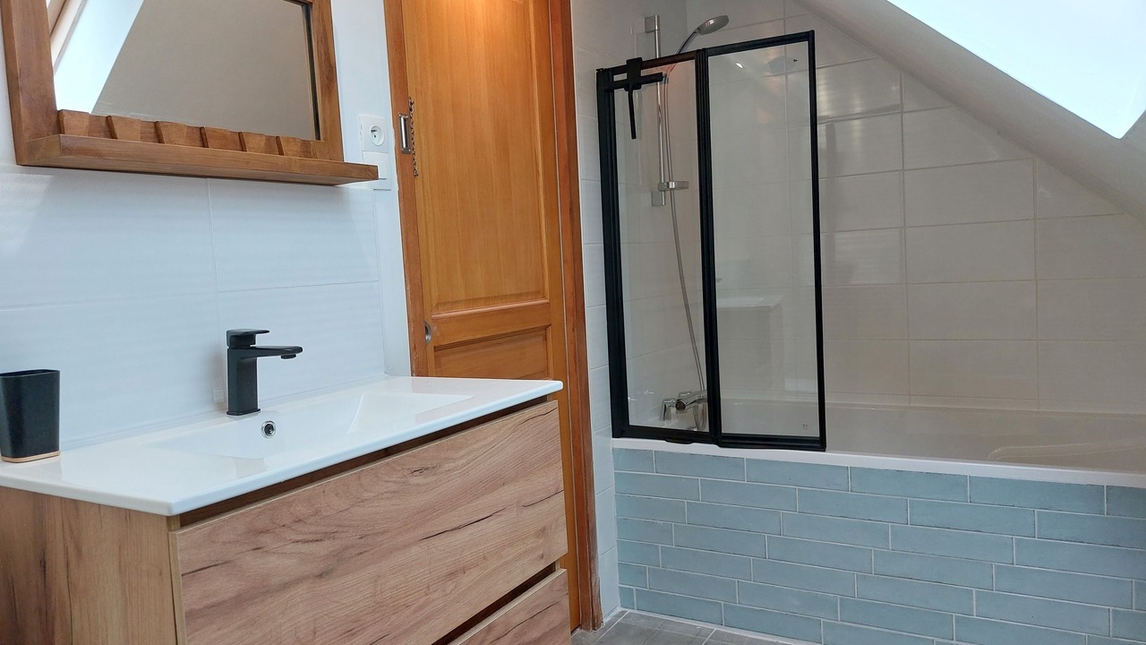 Photo of Bathroom in Pleubian
