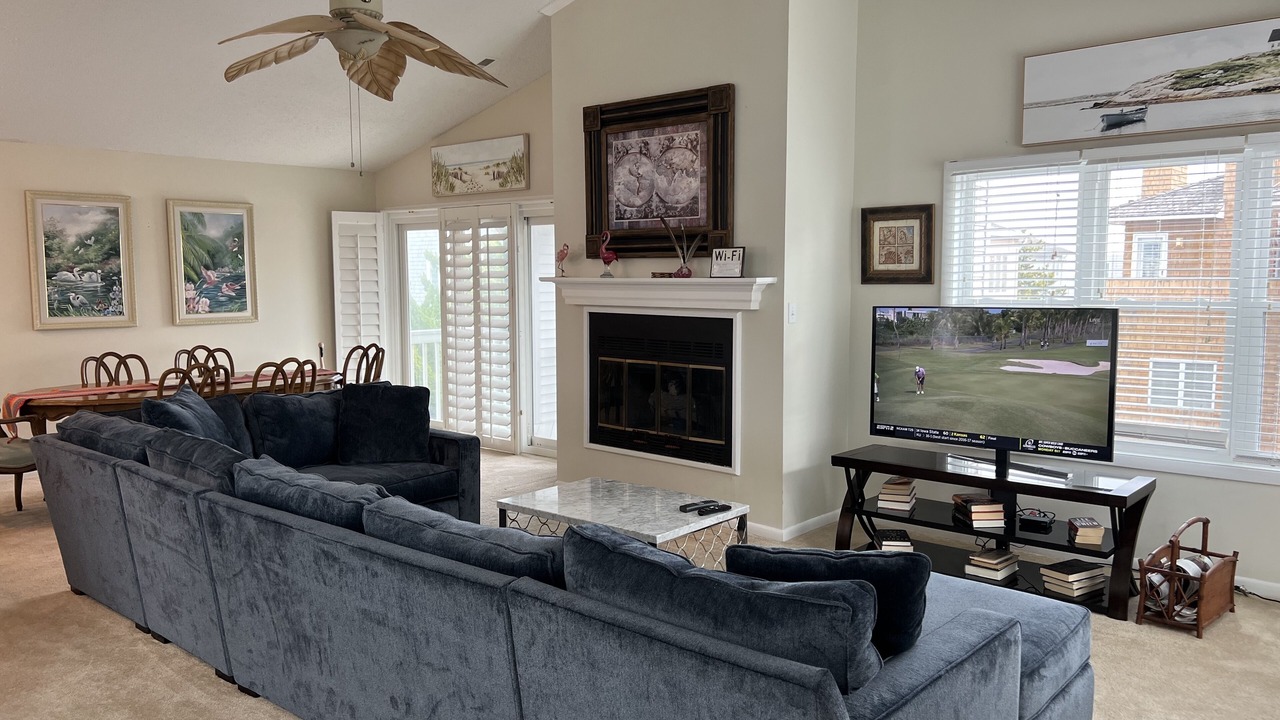Photo of Livingroom in Croatan Beach
