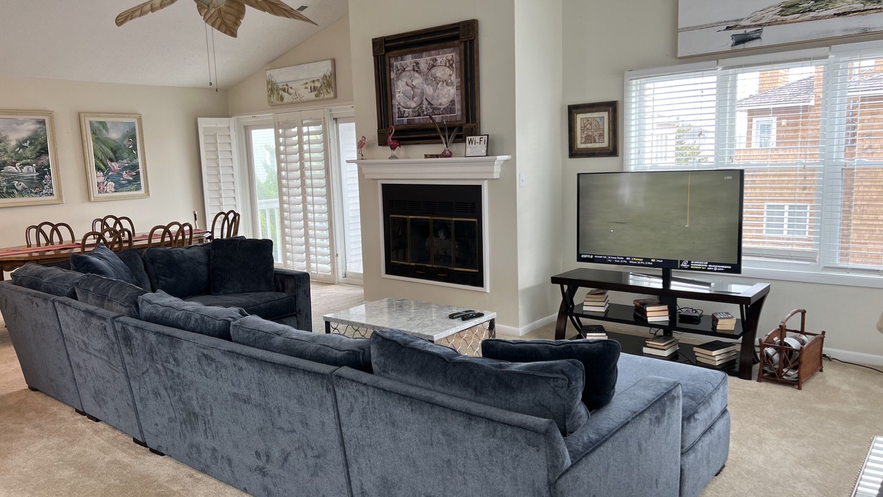 Photo of Livingroom in Croatan Beach