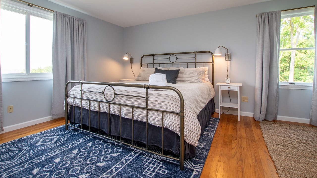 Photo of Bedroom in Town of Ledyard