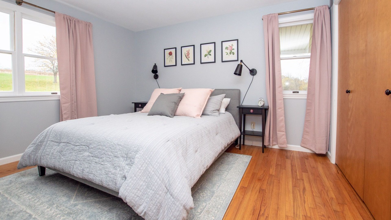 Photo of Bedroom in Town of Ledyard