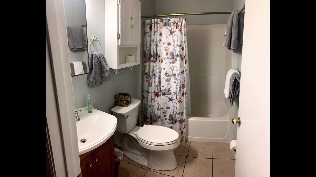 Photo of Bathroom in Crawfordville