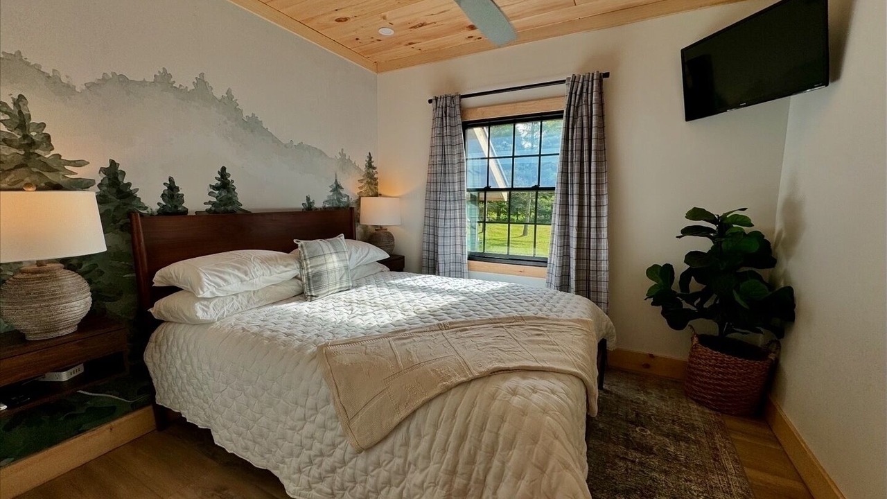 Photo of Bedroom in Old Forge